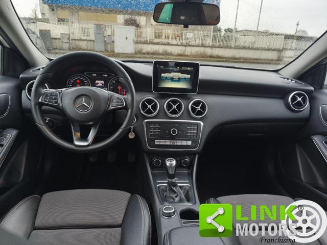 MERCEDES-BENZ A 180 d Premium