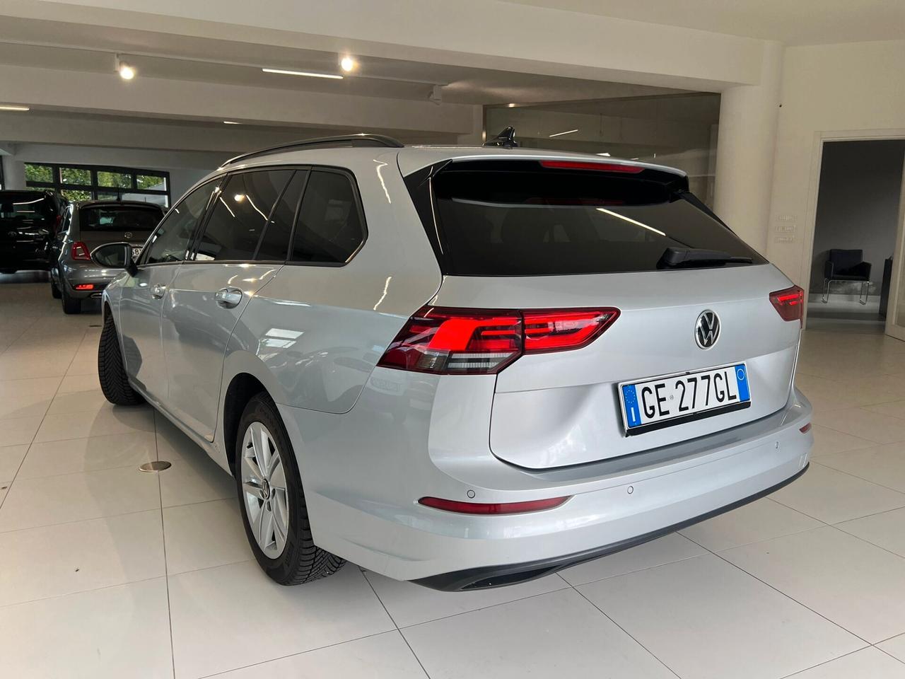 Volkswagen Golf Variant 2.0 TDI SCR DSG Life