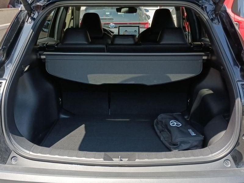 Toyota Corolla Cross 2.0H (197 CV) E-CVT Lounge Light 2WD