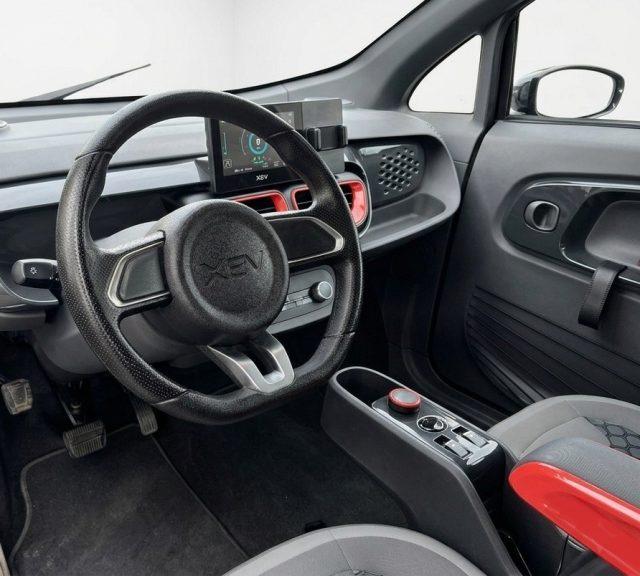 XEV YOYO Elettrica Clima Bluethoot Unico Proprietario