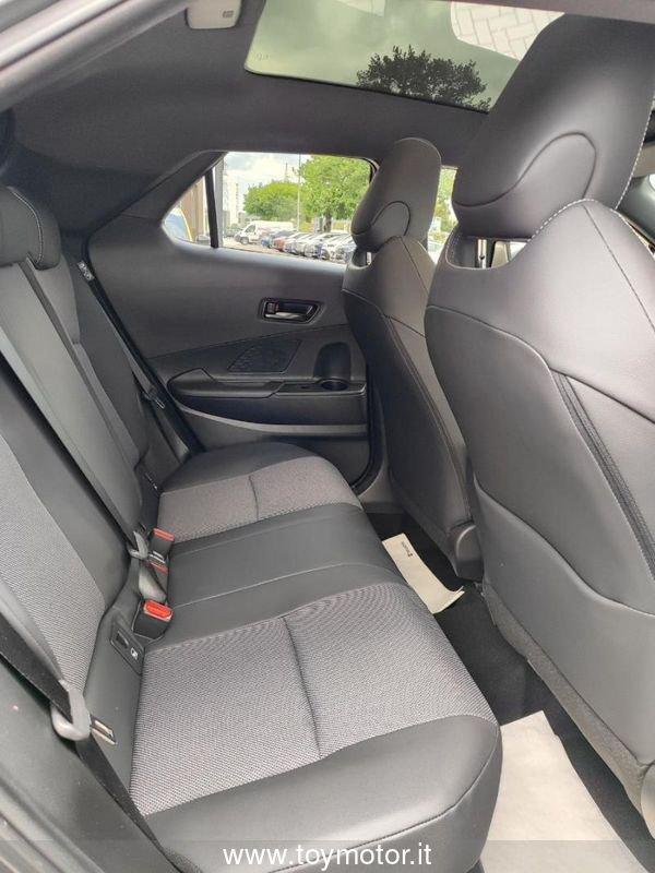 Toyota C-HR (2023-) 1.8 HV Lounge