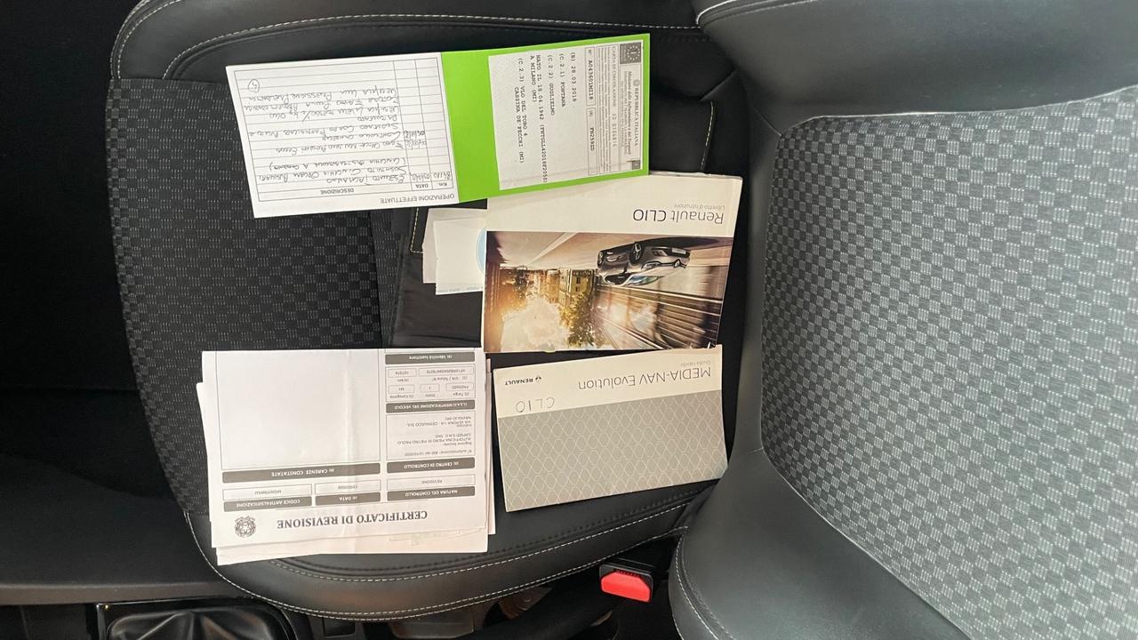 Renault Clio TCe 12V 90 CV Start&Stop 5 porte Energy Duel