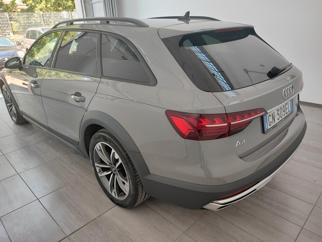 Audi A4 allroad 40 TDI 204 CV S tronic Identity Contrast