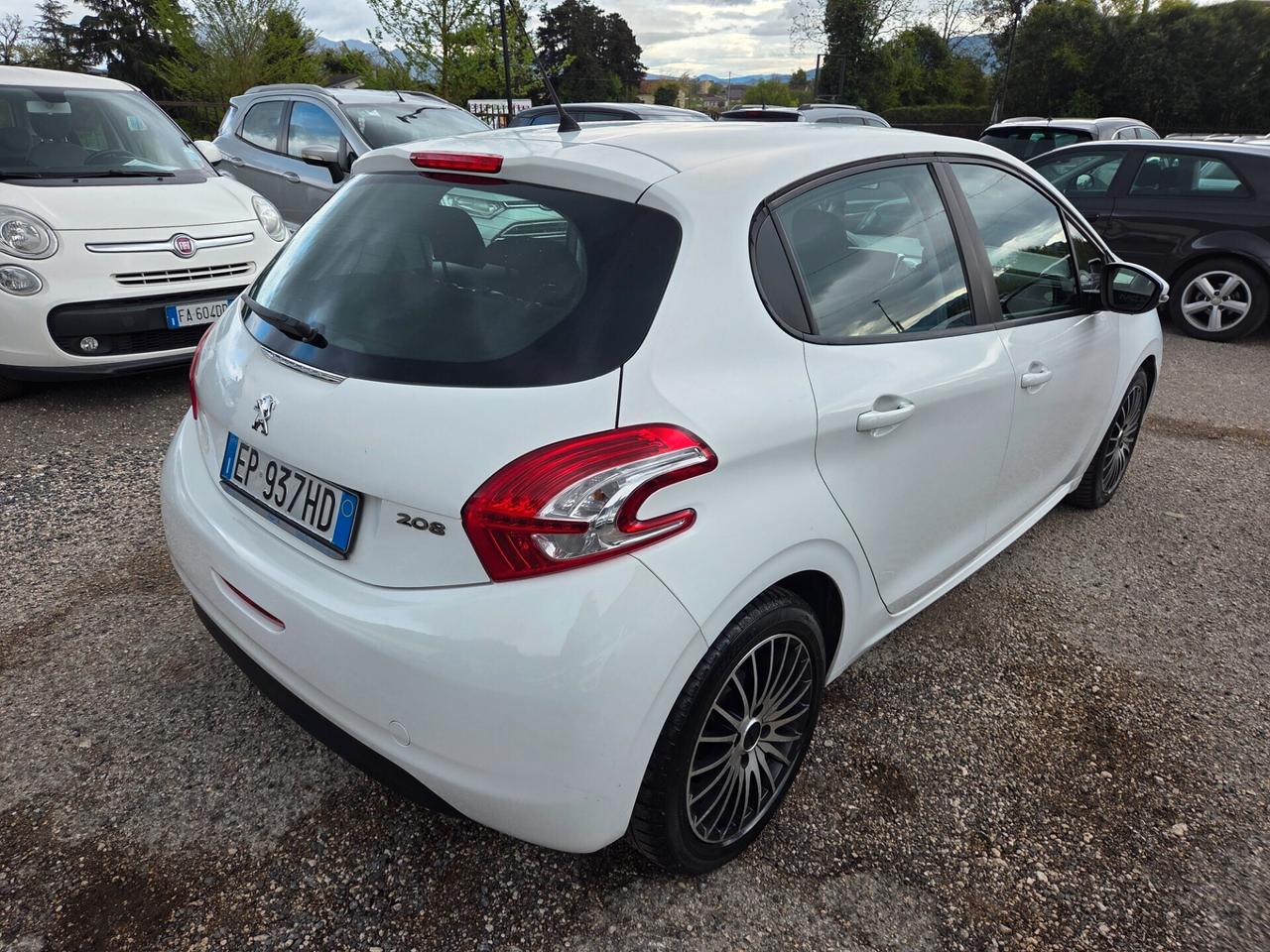 Peugeot 208 1.4 HDi 5 porte Allure
