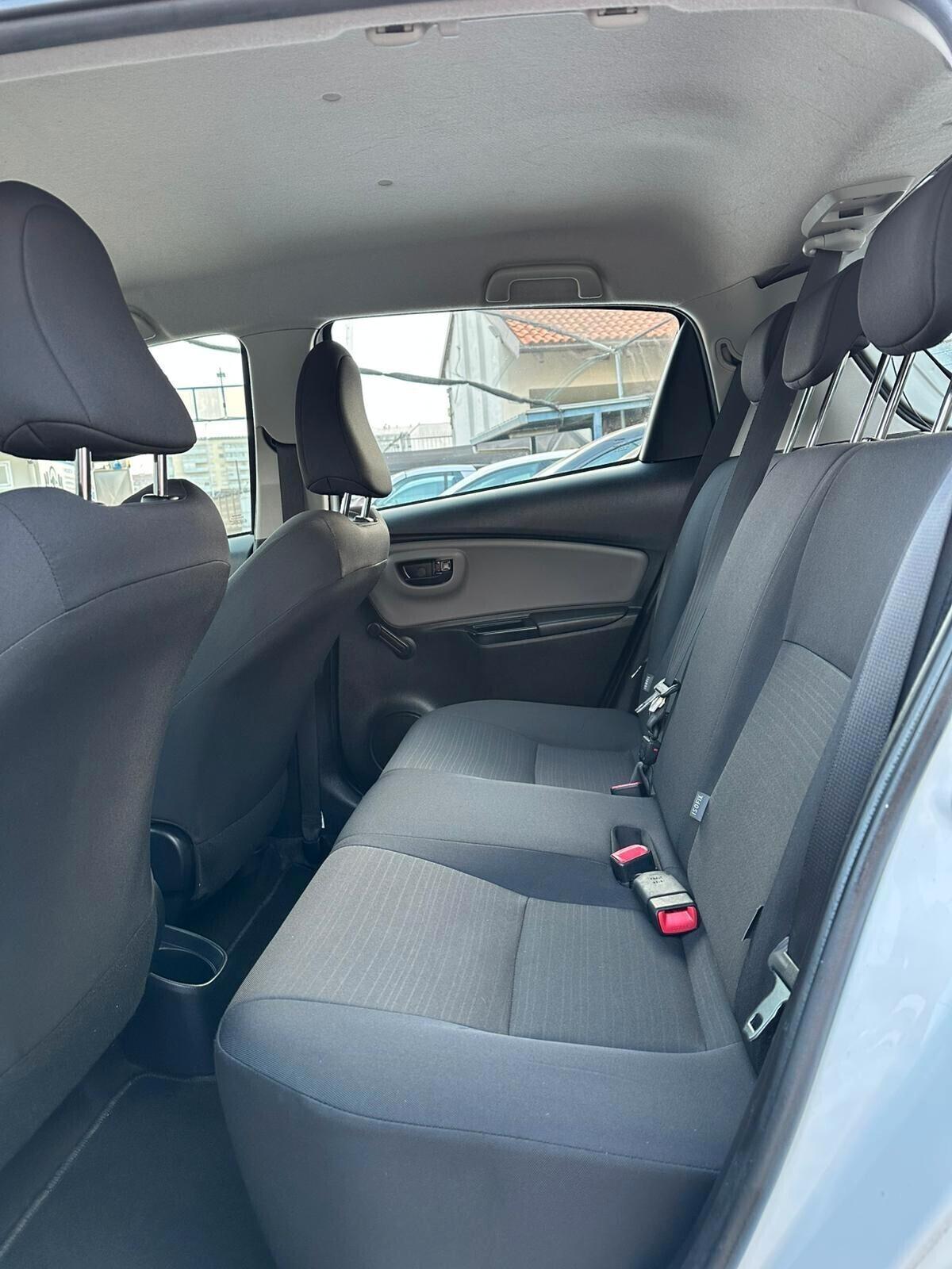 Toyota Yaris 1.0 5 porte - Unico proprietario