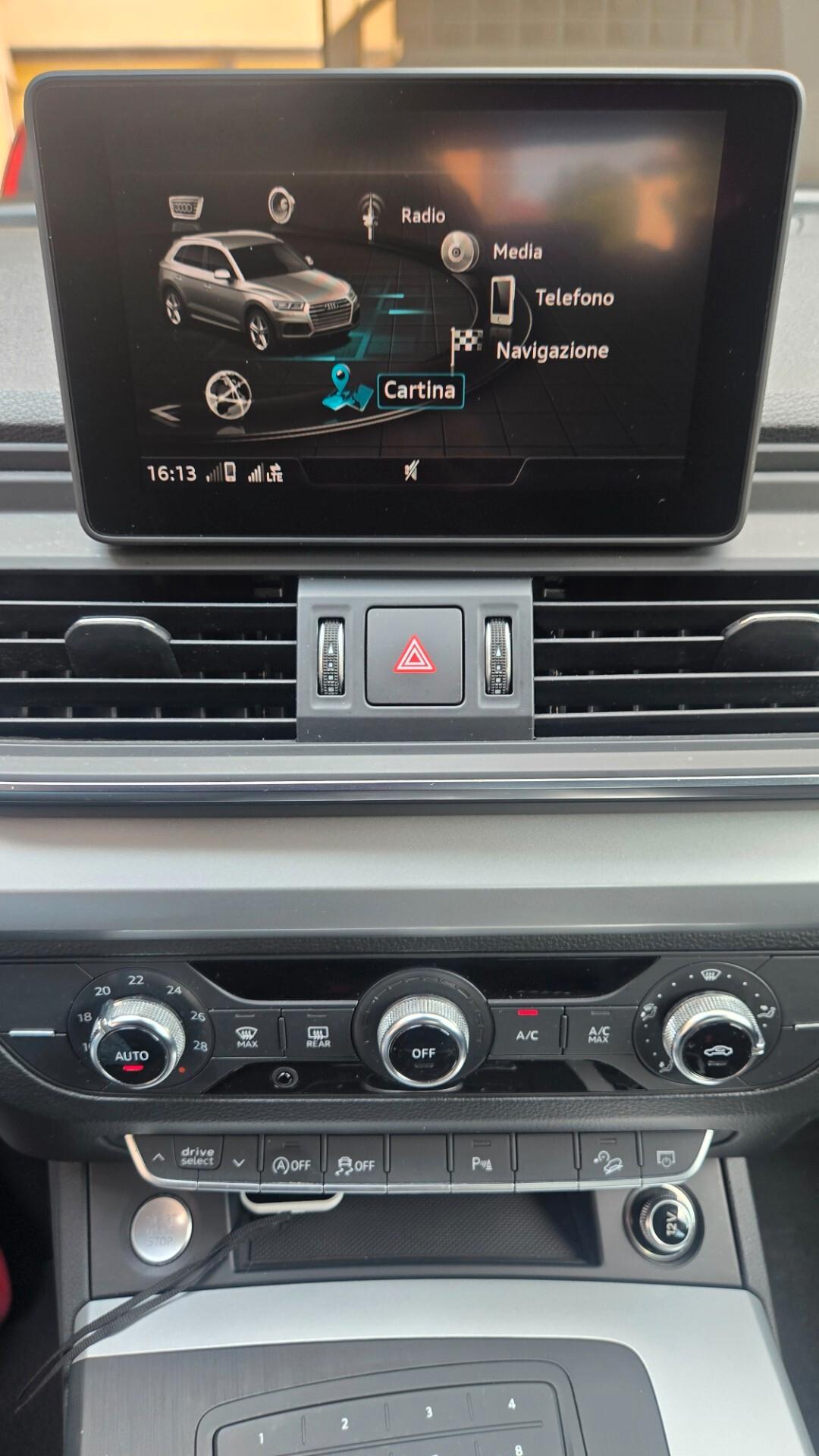 Audi Q5 35 TDI quattro S tronic Business