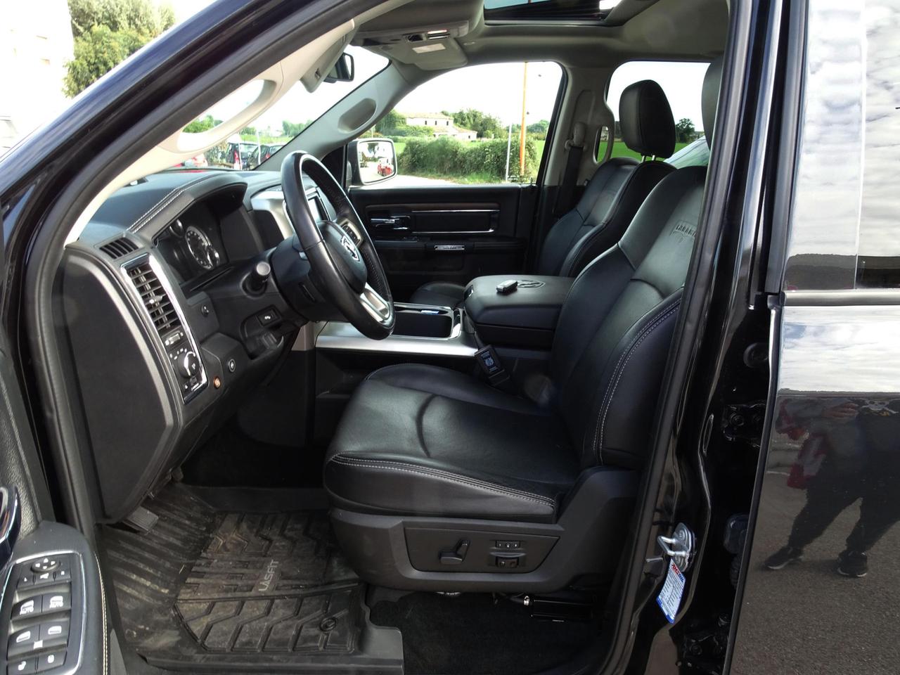 Dodge RAM 1500 AWD 5.7L V8 401CV LARAMIE AUTOCARRO