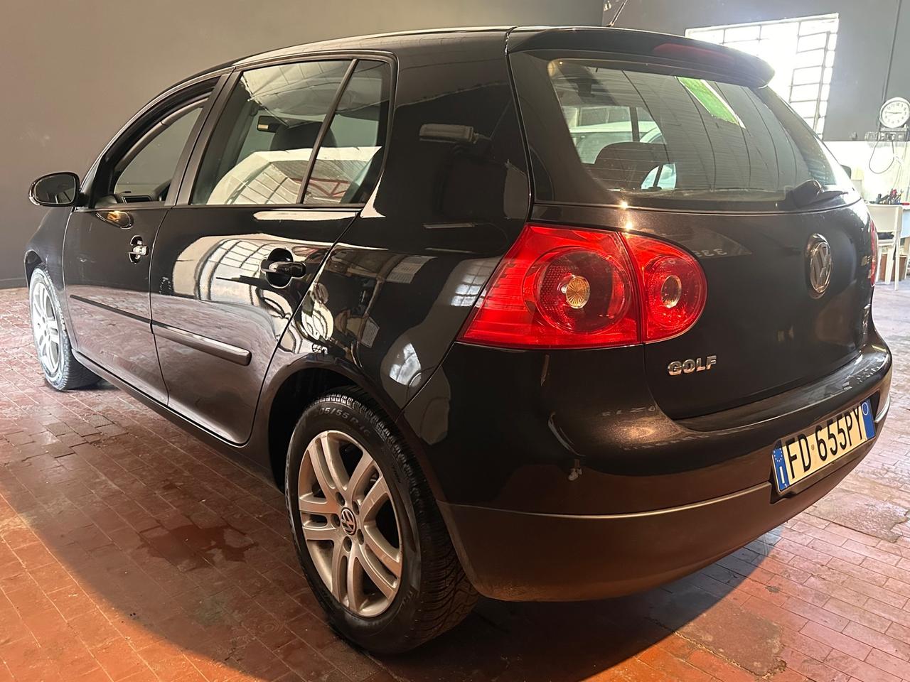 Volkswagen Golf 1.9 TDI DPF 5p. GT Sport