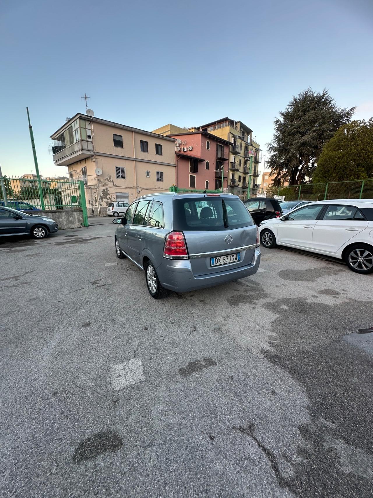 Opel Zafira 1.9 CDTI 120CV Cosmo