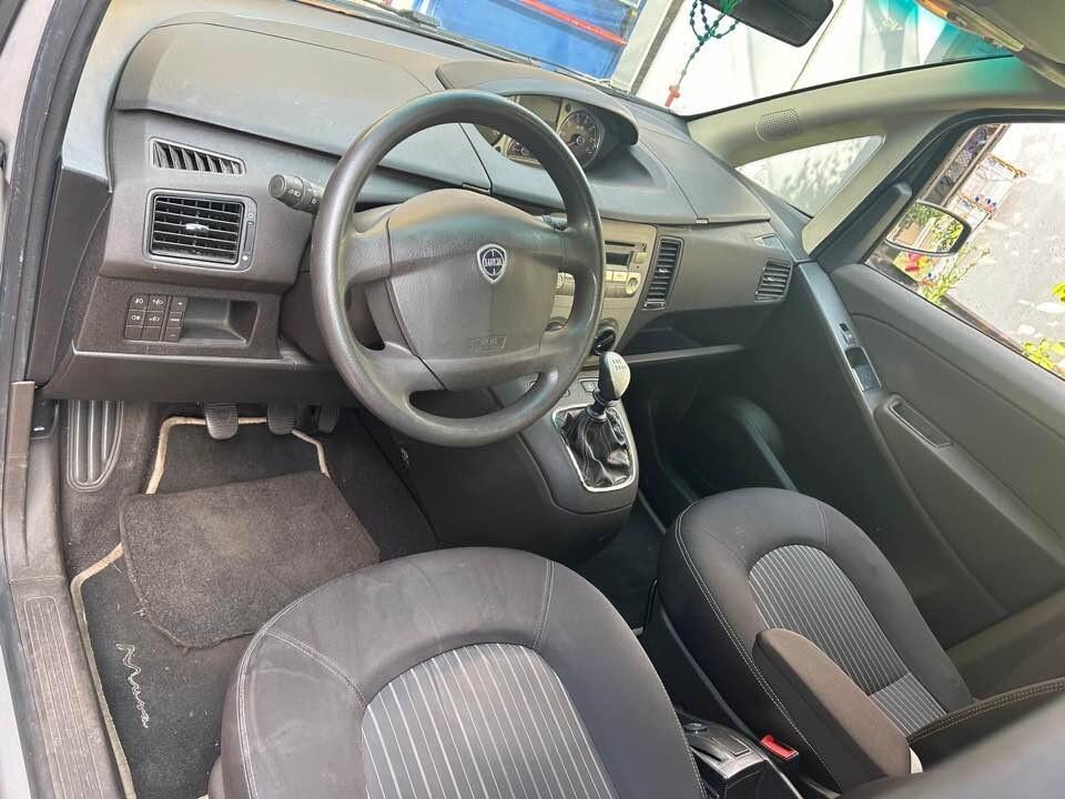Lancia Musa 1.4 16v