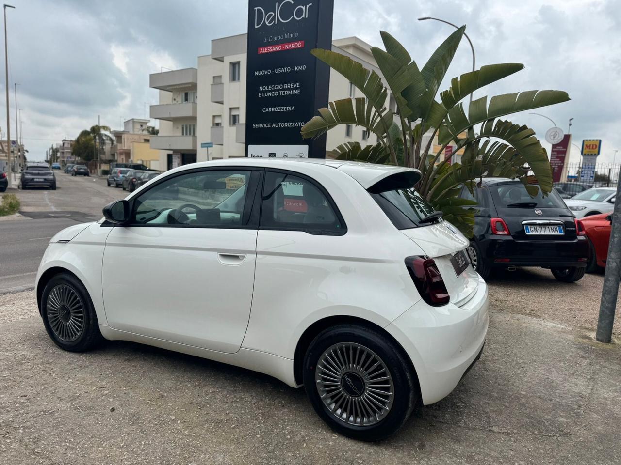 Fiat 500 Berlina Hybrid Icon