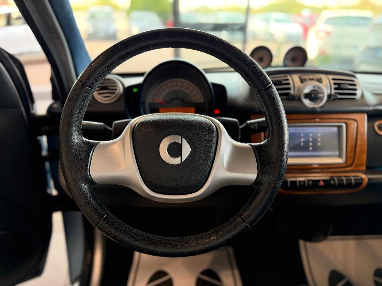 Smart ForTwo 1000 62 kW coupé passion