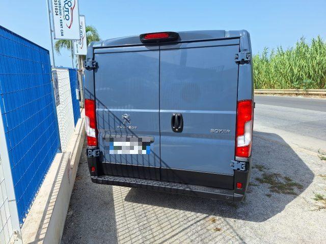 PEUGEOT Boxer 330 2.2 BlueHDi 120 S&S PC-TM Furgone