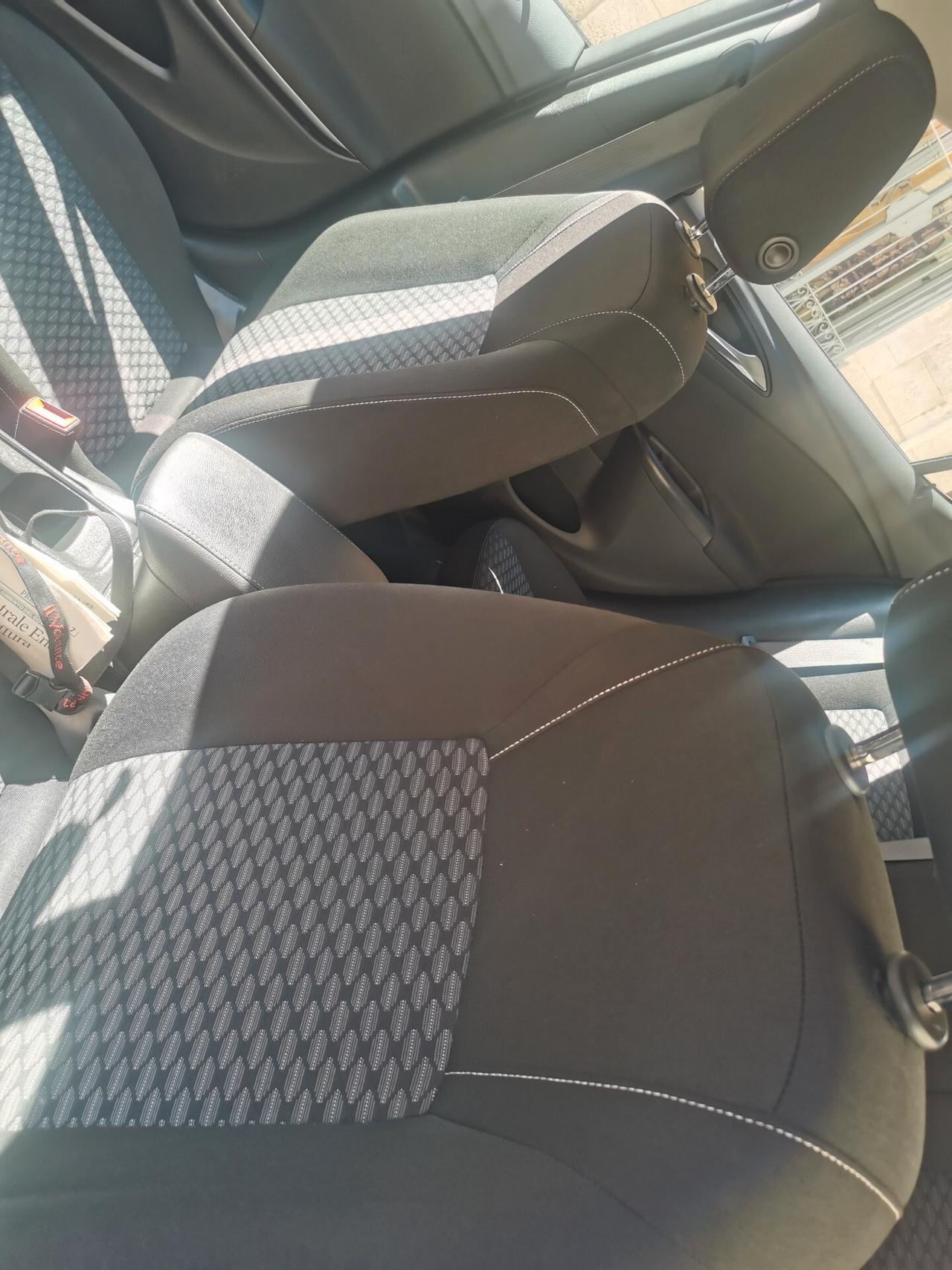 Opel Astra 1.6 CDTi 95 CV BERLINA 5 porte