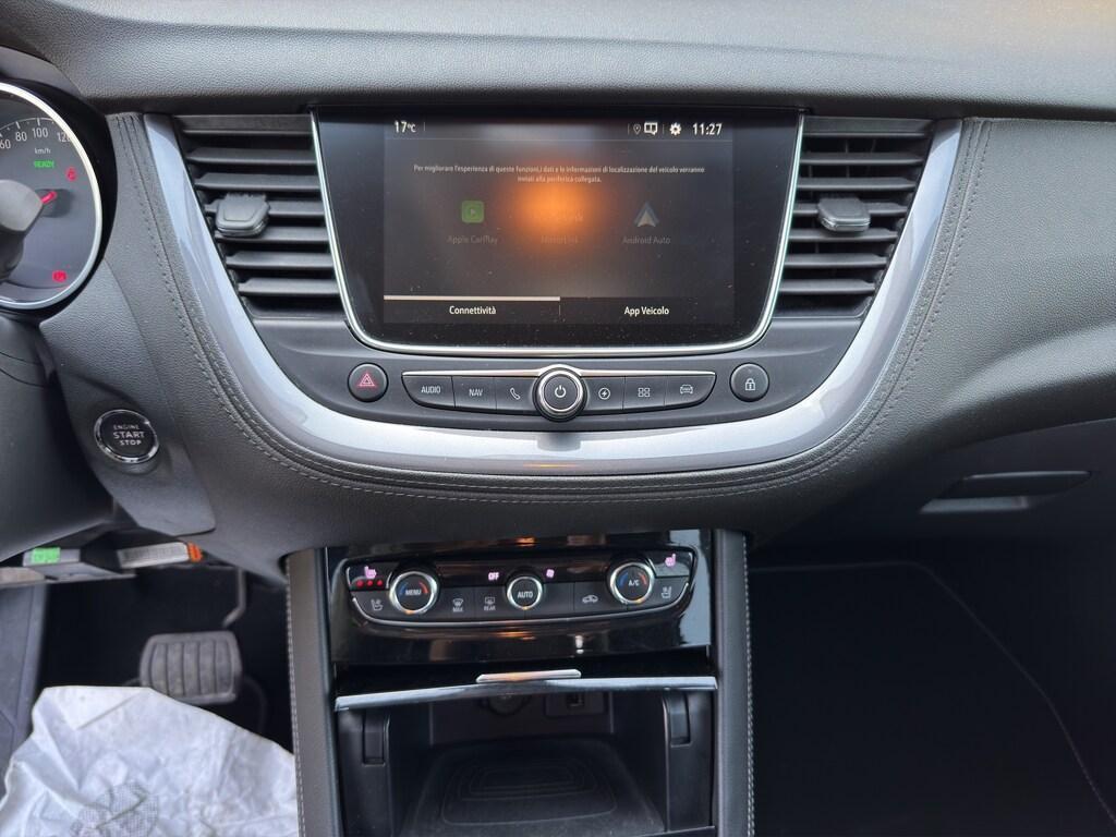 Opel Grandland X 1.6 Plug-in Hybrid4 AWD Auto