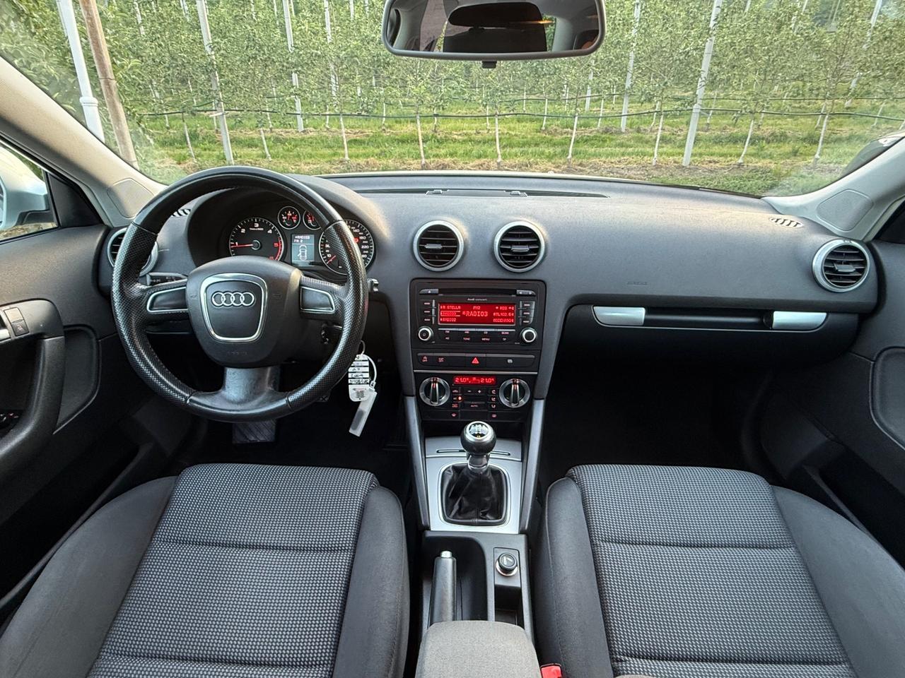 Audi A3 SPB 1.6 TDI 105 CV CR Ambition