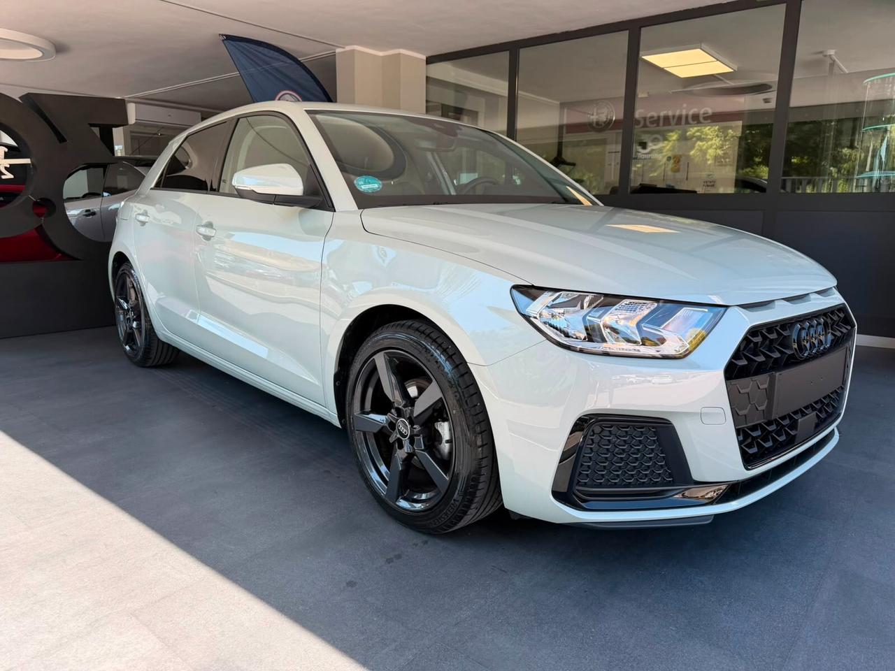 Audi A1 SPB 30 TFSI S tronic Identity Black