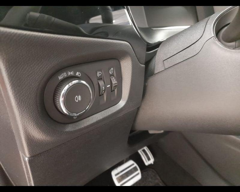 Opel Corsa Nuova GS Hybrid 110CV DTC6