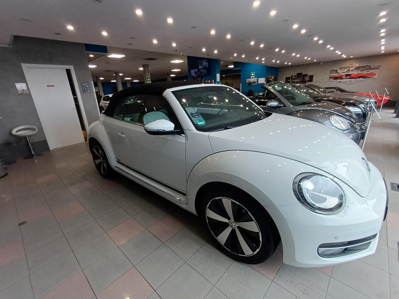Volkswagen Maggiolino Cabrio 1.2 TSI CUP adatta a neopatentati