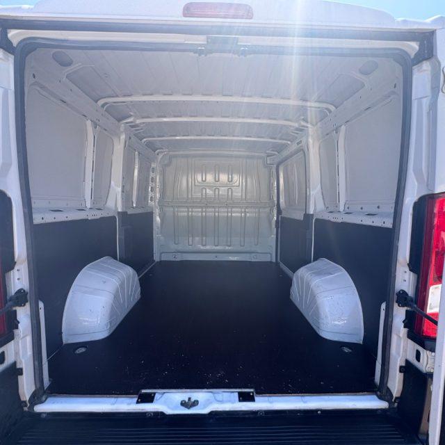 FIAT Ducato 28 2.3 MJT 120cv PC-TN FURGONE AZIENDALE