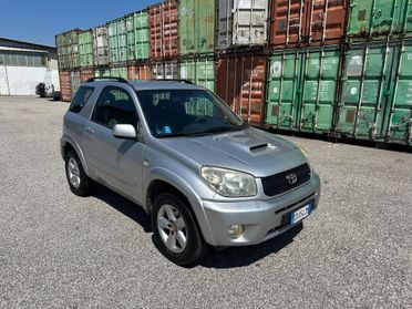 Toyota RAV 4 RAV4 2.0 Tdi D-4D cat 3 porte Sol