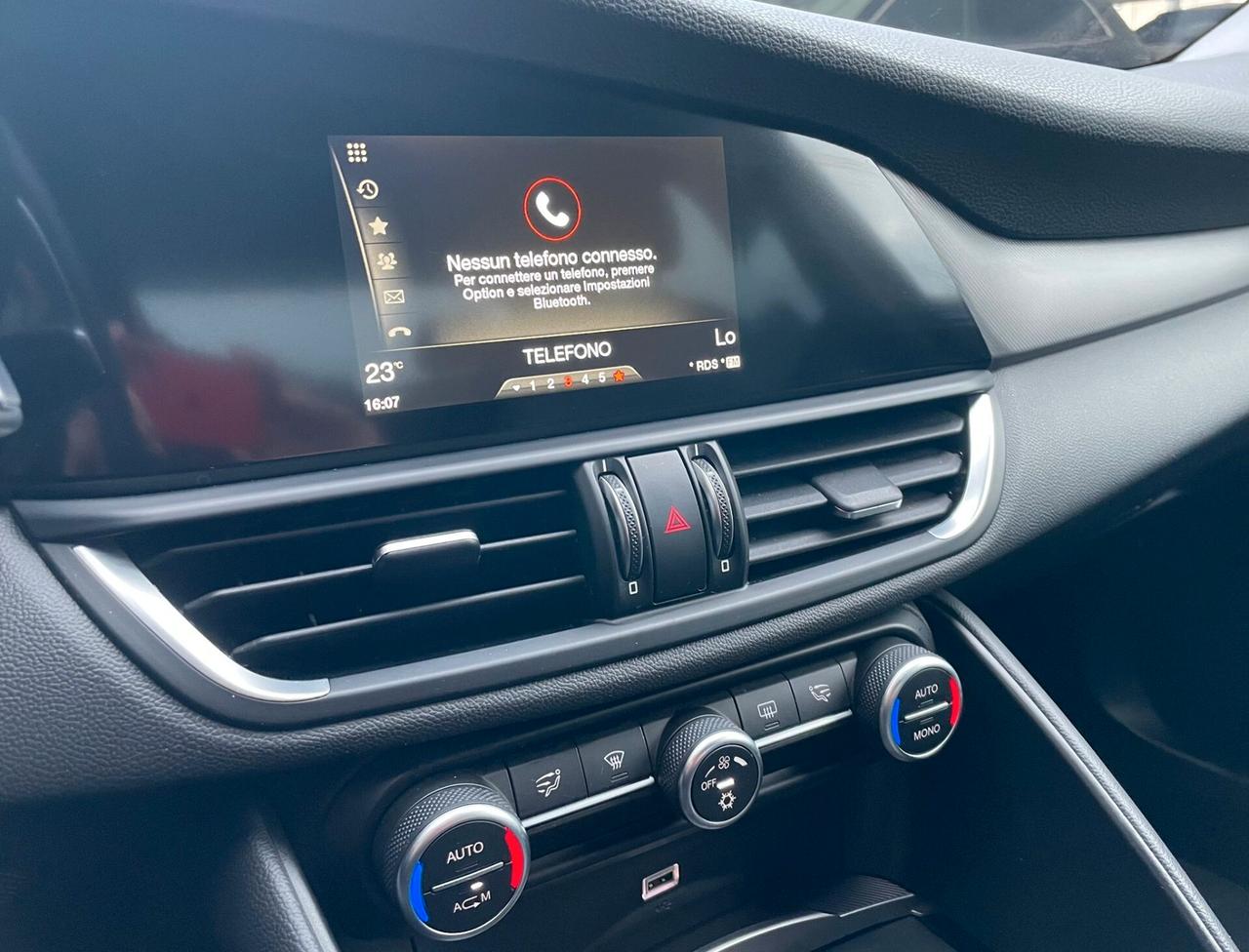 Alfa Romeo Giulia 2.2 Turbodiesel 180 CV Business Sport