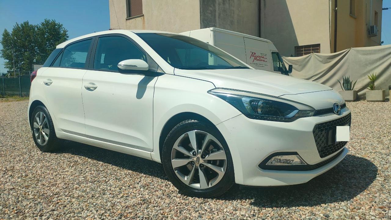 Hyundai i20 5 Porte 1.1 crdi Comfort 75cv