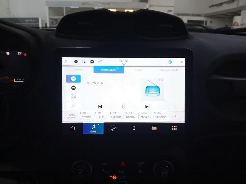 Jeep Renegade 1.5 Turbo T4 MHEV Summit