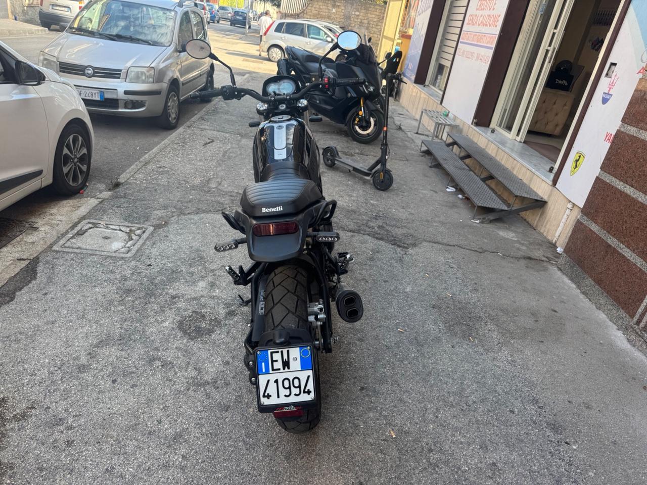 Benelli Leoncino 500 Scambler