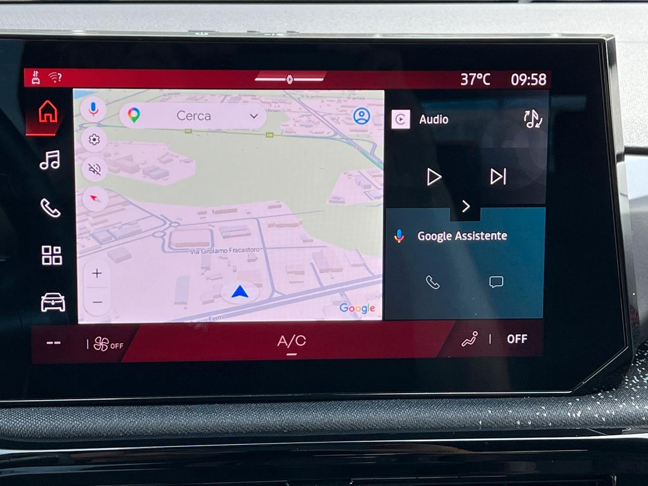 Renault Clio 1.8 full hybrid E-Tech Techno Auto