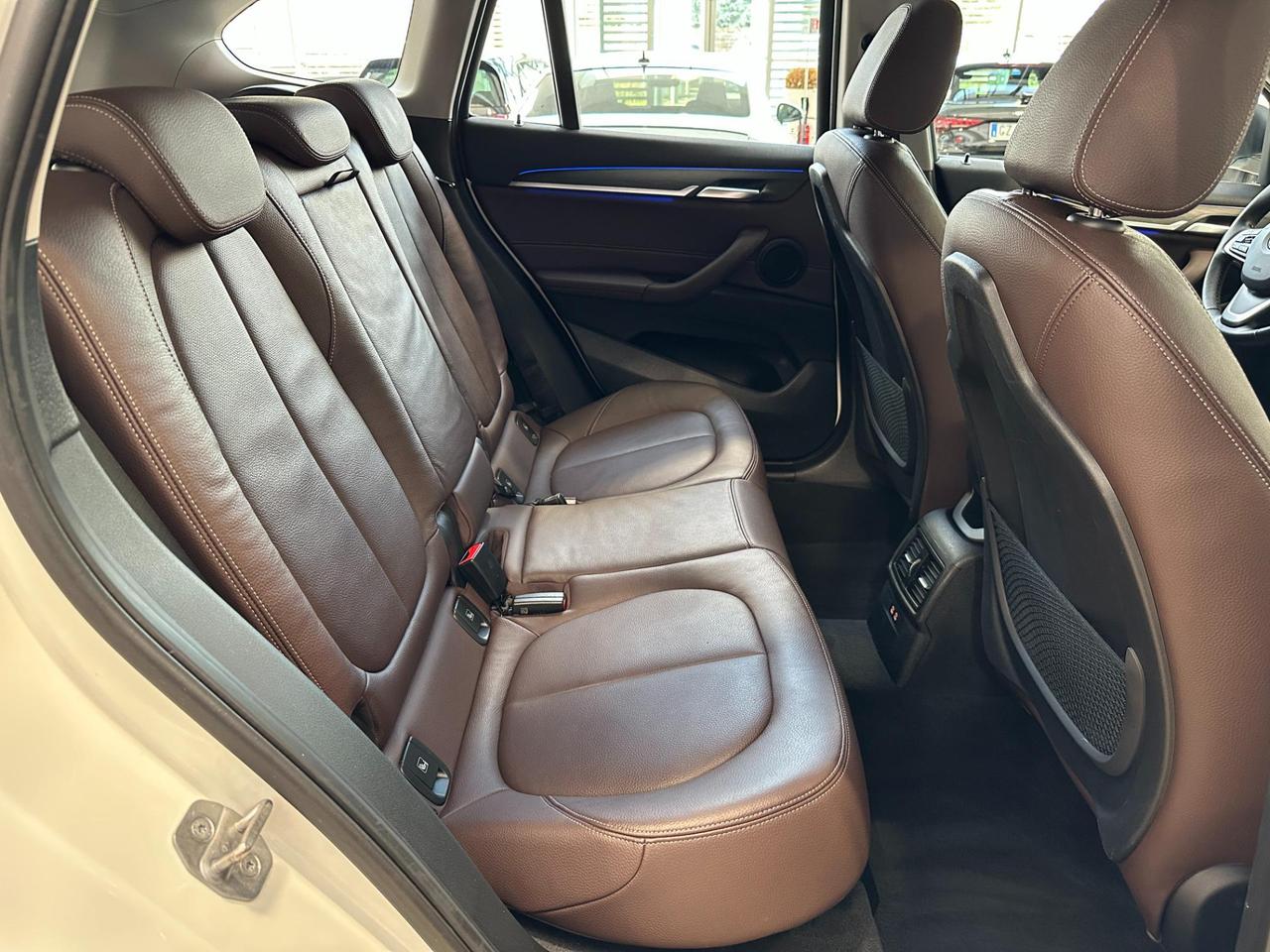 BMW X1 sdrive18i xLine Plus Auto-18"-Camera-Pelle-Carplay-IVA