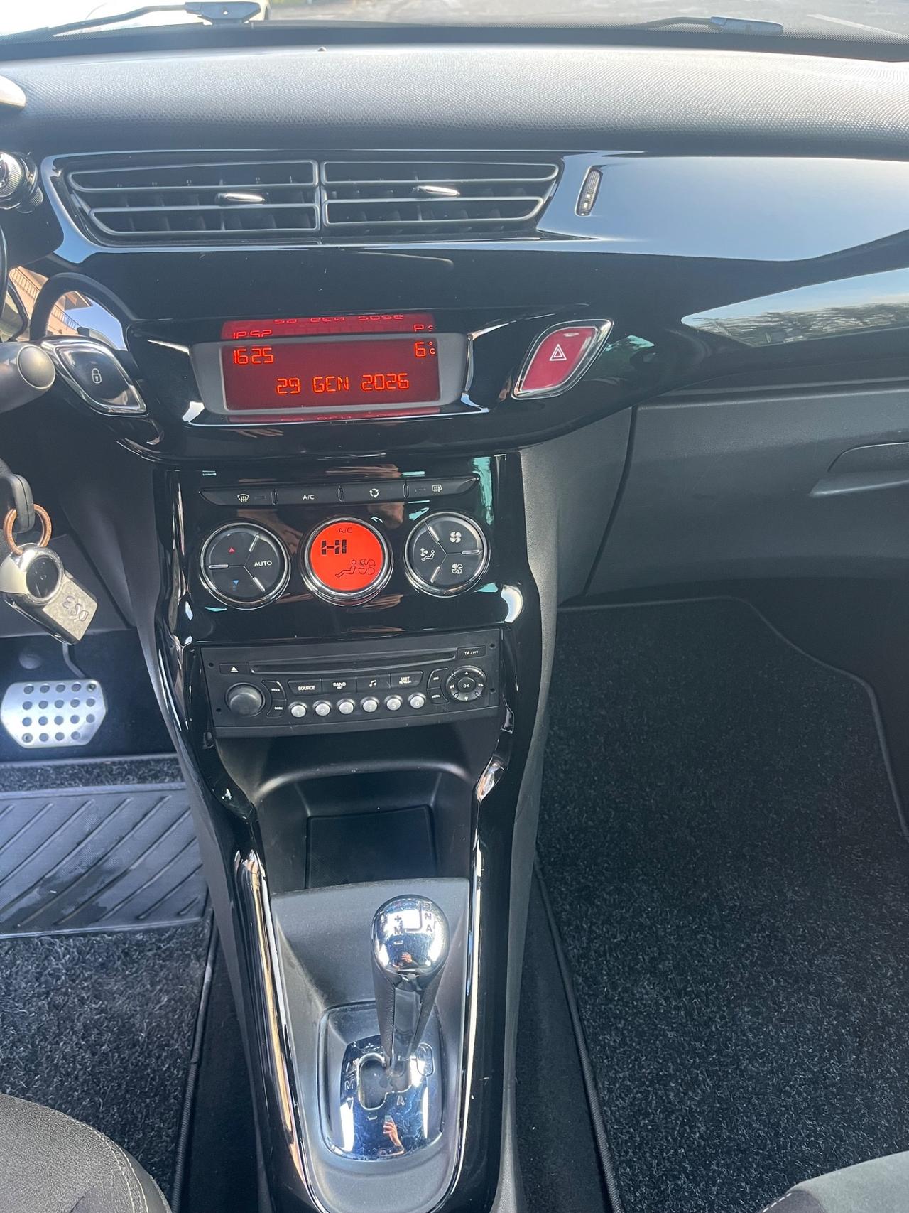 Ds DS3 3 1.6 e-HDi 90 airdream CMP6 Just Black