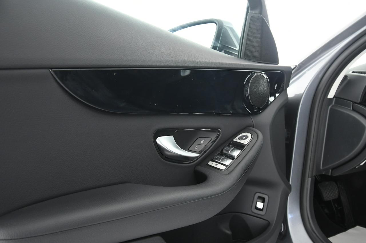 Mercedes-Benz C SW 300 de eq-power Business Extra auto CAMERA+ACC+FULL LED