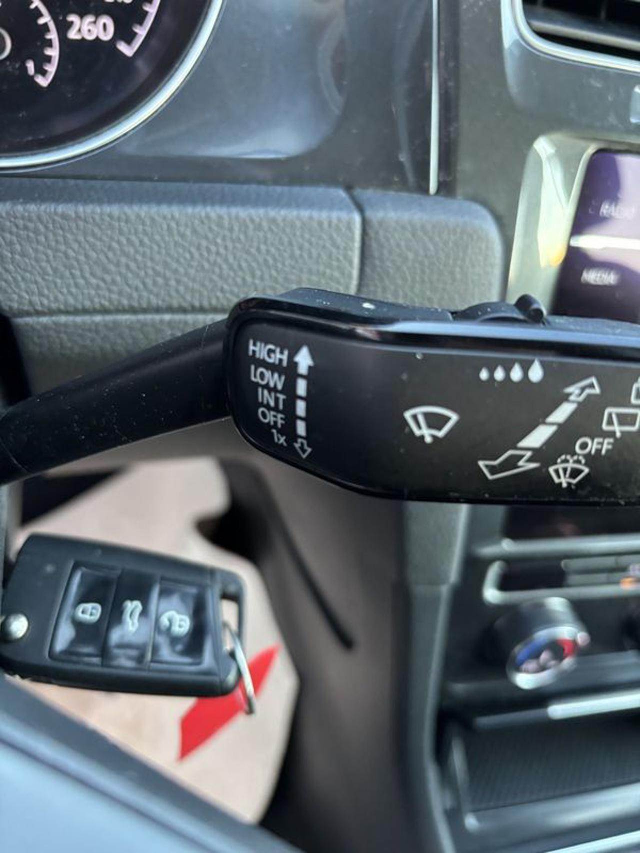 Volkswagen Golf 1.0 TSI 85 CV 5p. Trendline BlueMotion Technology