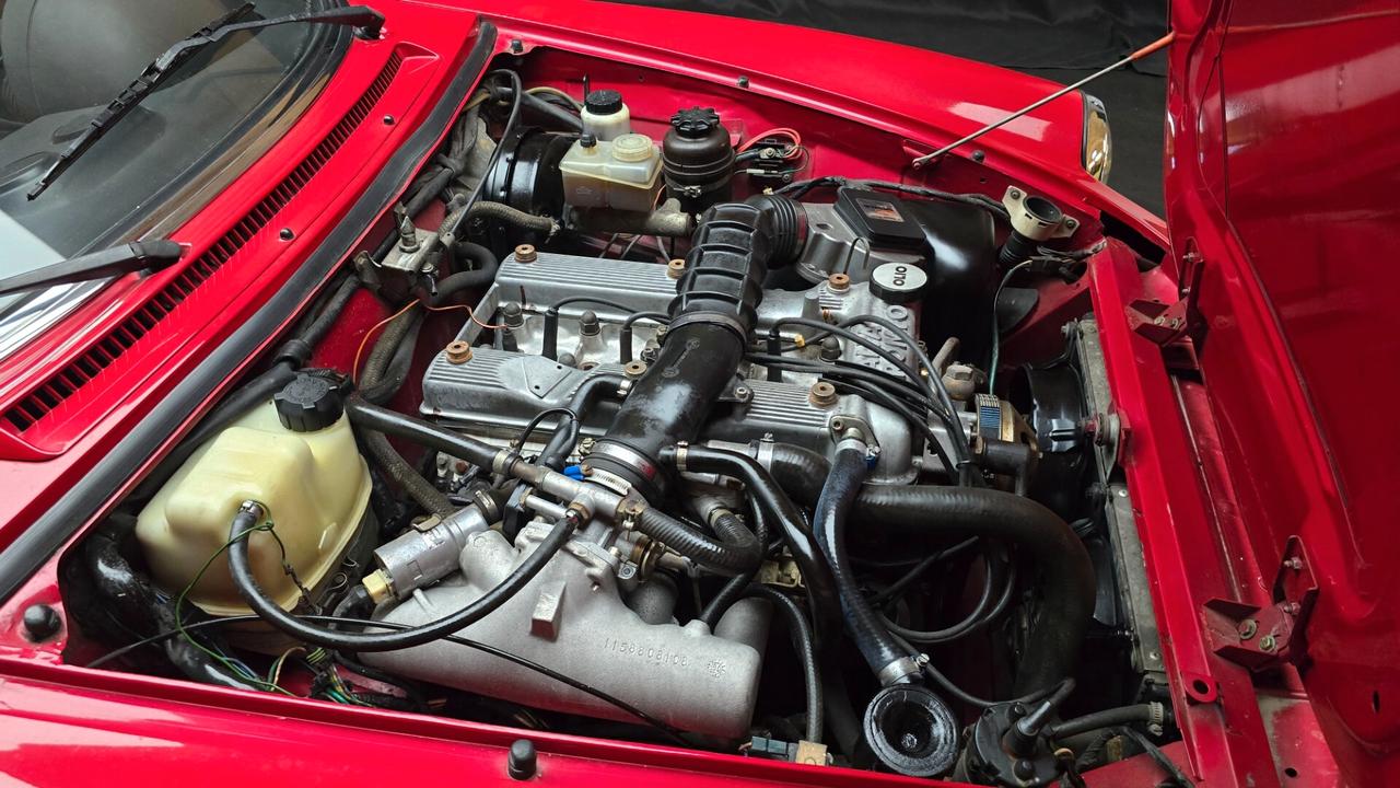 Alfa Romeo Spider 2.0i