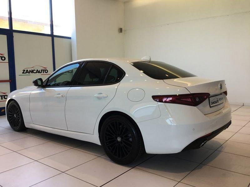 Alfa Romeo Giulia 2.2 Turbo Diesel 180 CV AT8 Super MY16