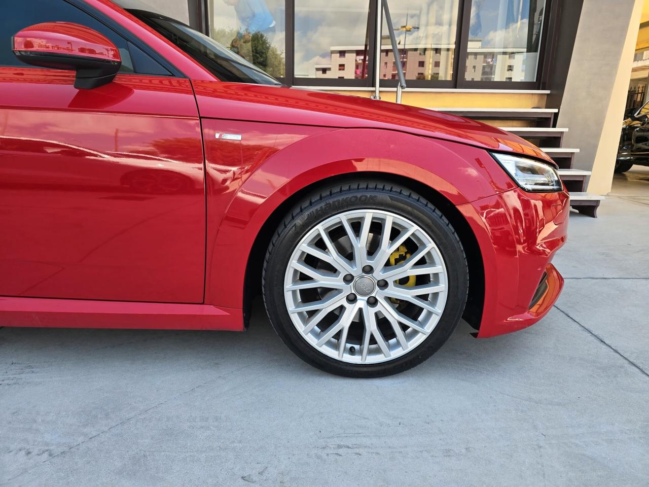 Audi TT Coupé 2.0 TDI ultra S line