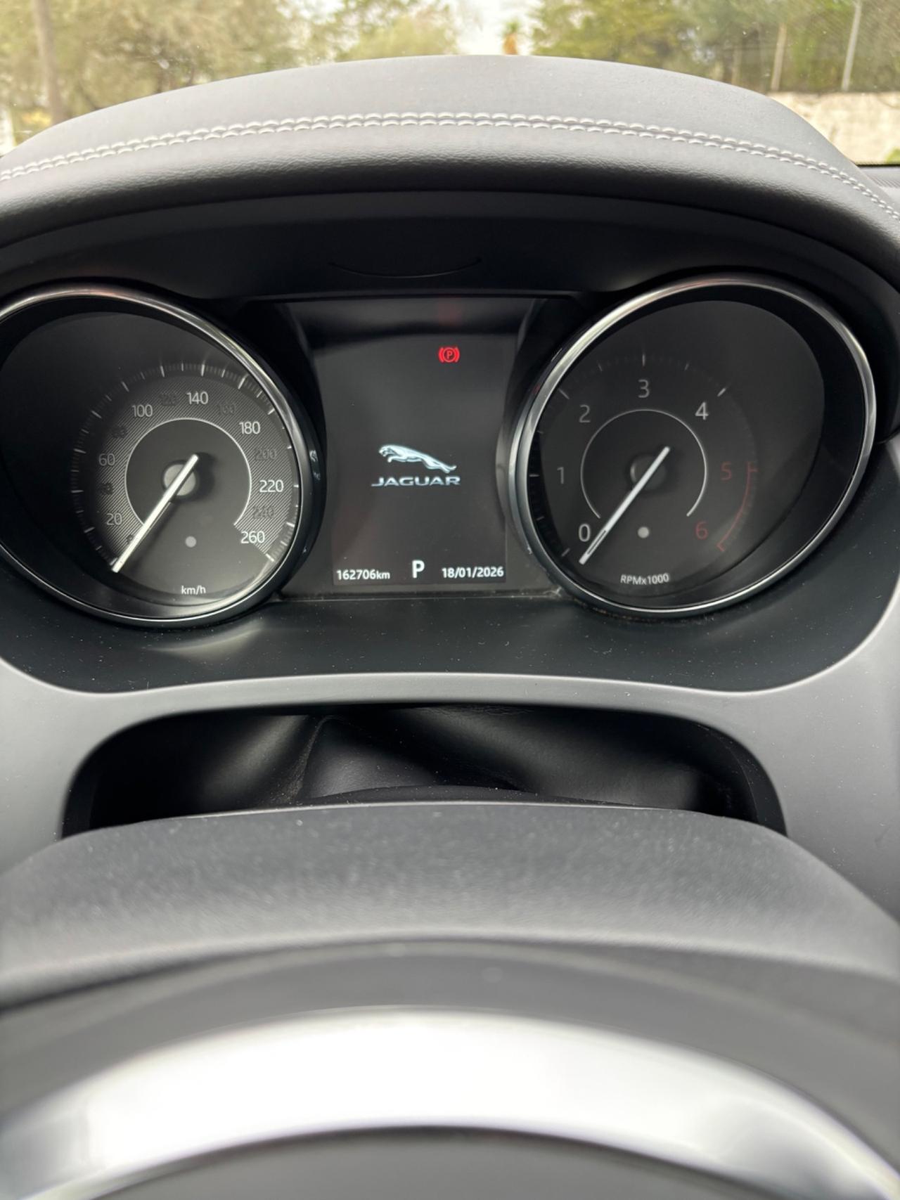 Jaguar E-Pace 2.0D 150 CV AWD aut. R-Dynamic S