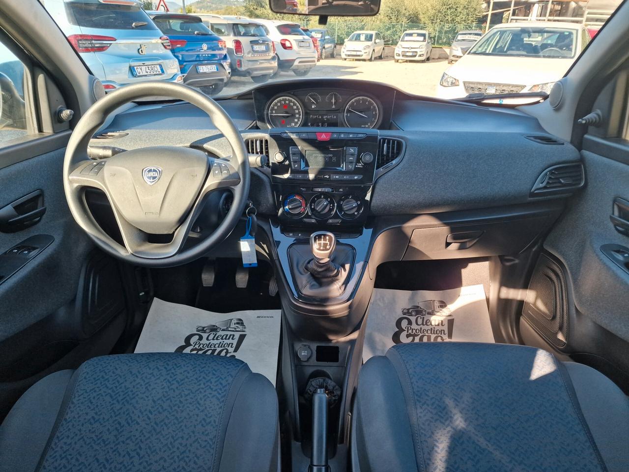 Lancia Ypsilon 1.2 69 CV 5 porte GPL Ecochic Silver