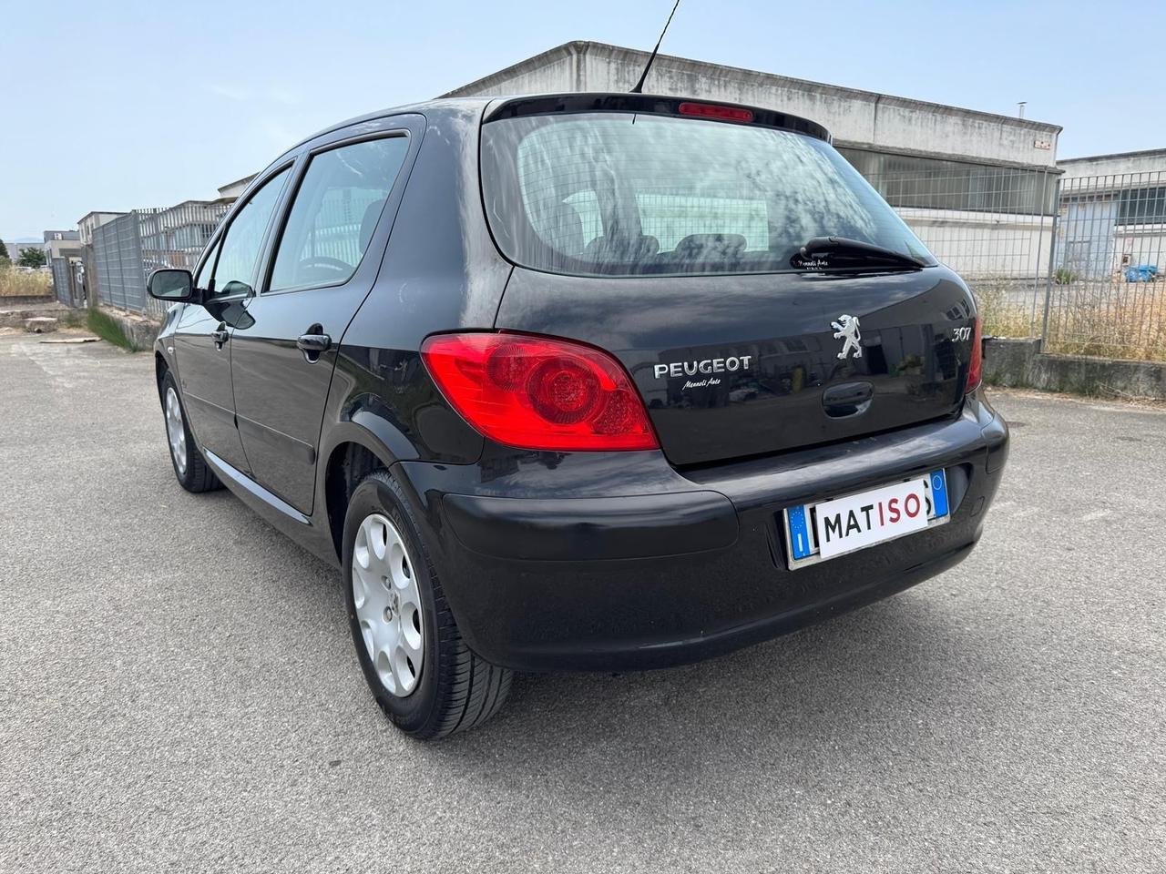 Peugeot 307 1.4 16V 5p. 143000 km