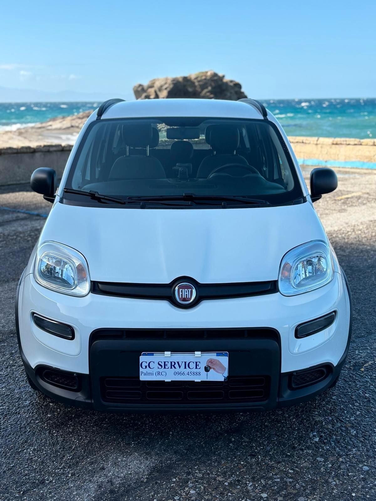 Panda 1.0 FireFly Hybrid City 5 Posti