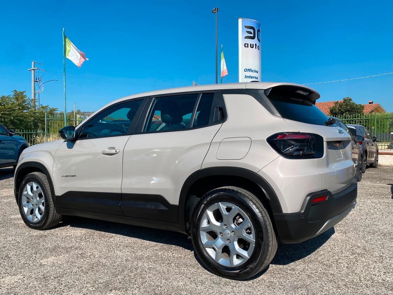Jeep Avenger 1.2 Turbo 100 CV Altitude ''AZIENDALE''