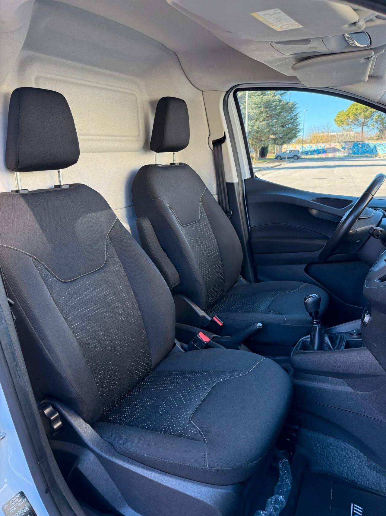 Ford Transit Courier 1.5 TDCi 75CV Van Trend