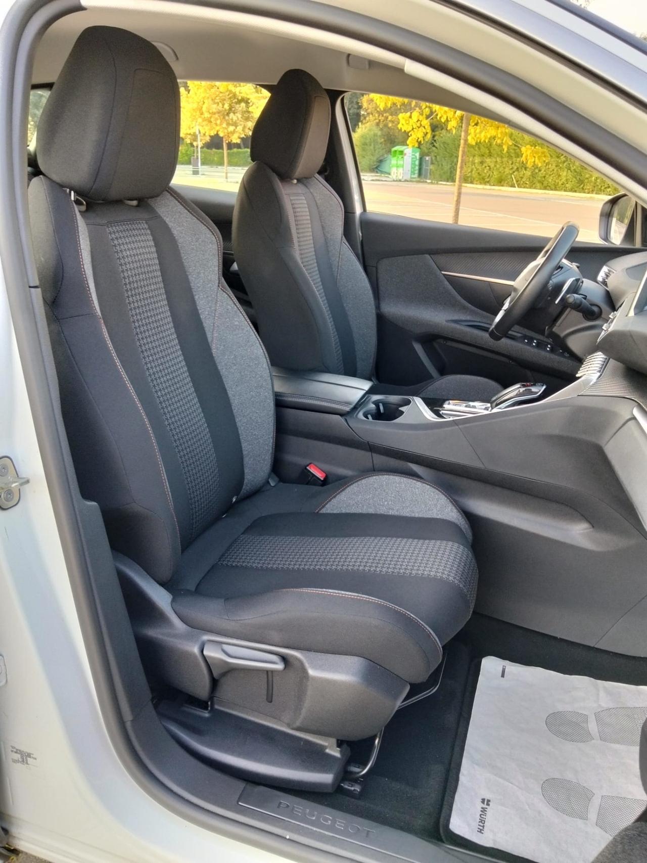 Peugeot 3008 PureTech Turbo 130 S&S EAT8*Navi*Camera*