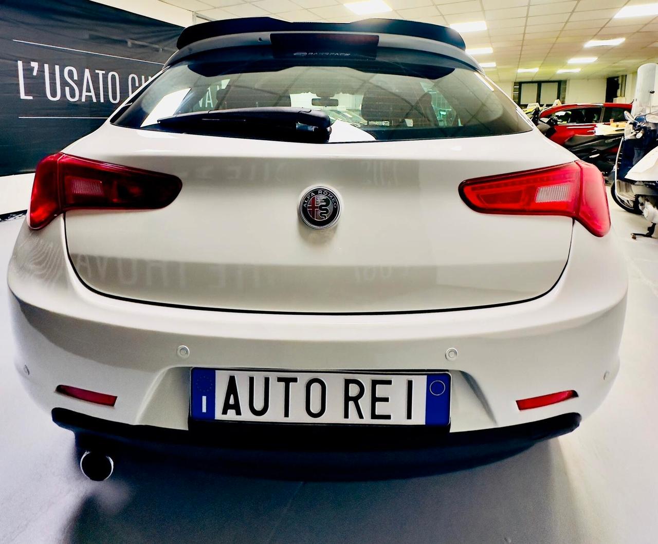 Alfa Romeo Giulietta 1.6 JTDm-2 105CV Distinctive