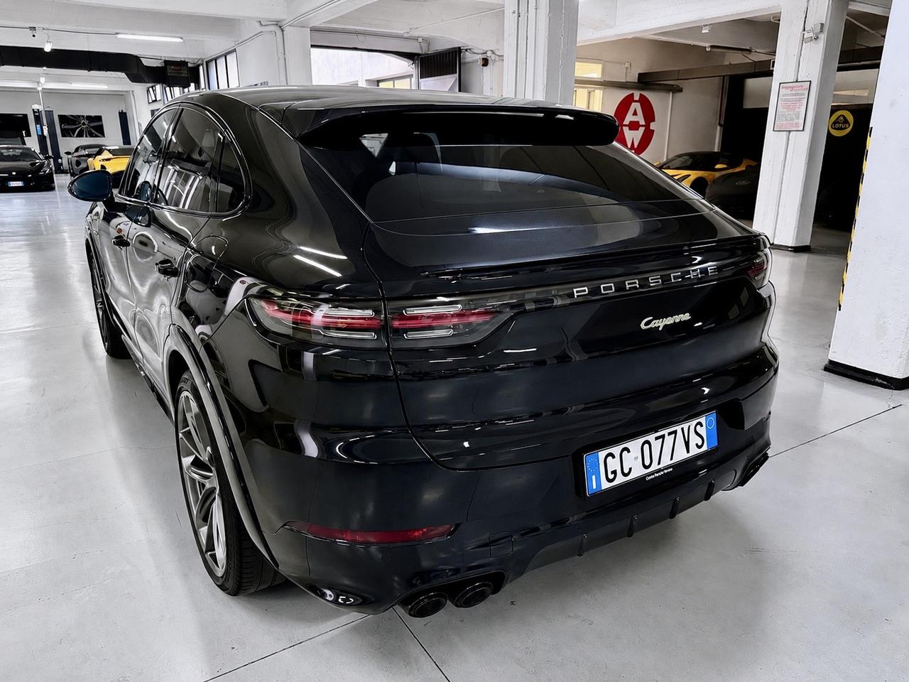 Porsche Cayenne Coupe 3.0 e-hybrid tiptronic