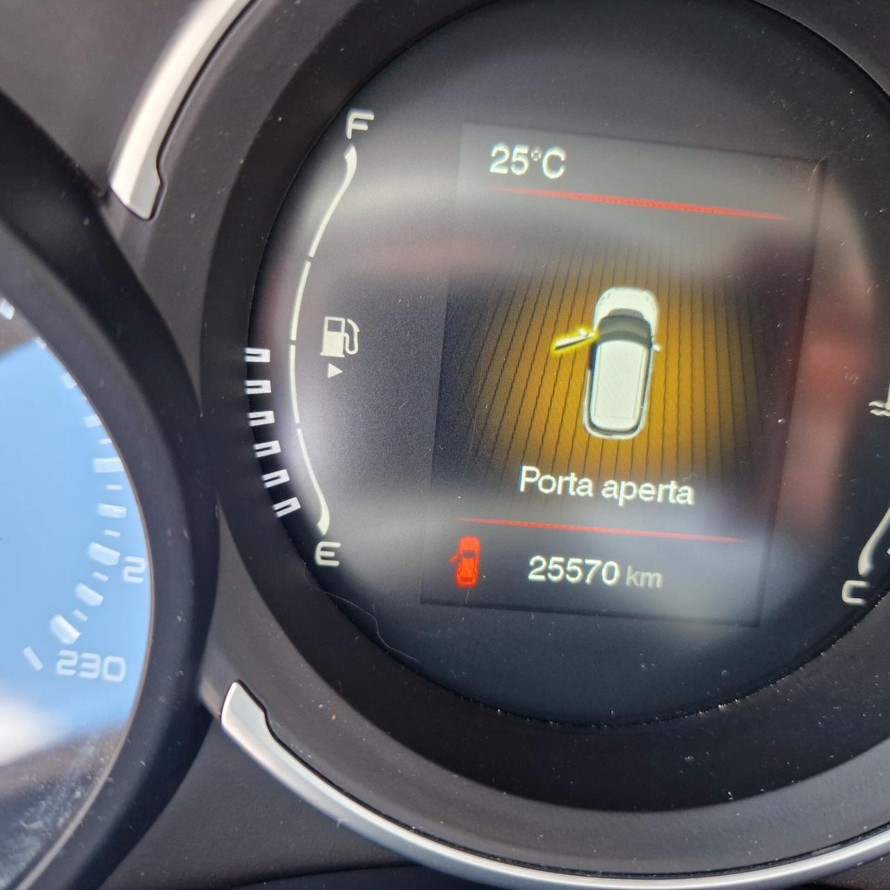 Fiat 500L 1.4 95 CV S&S Cross