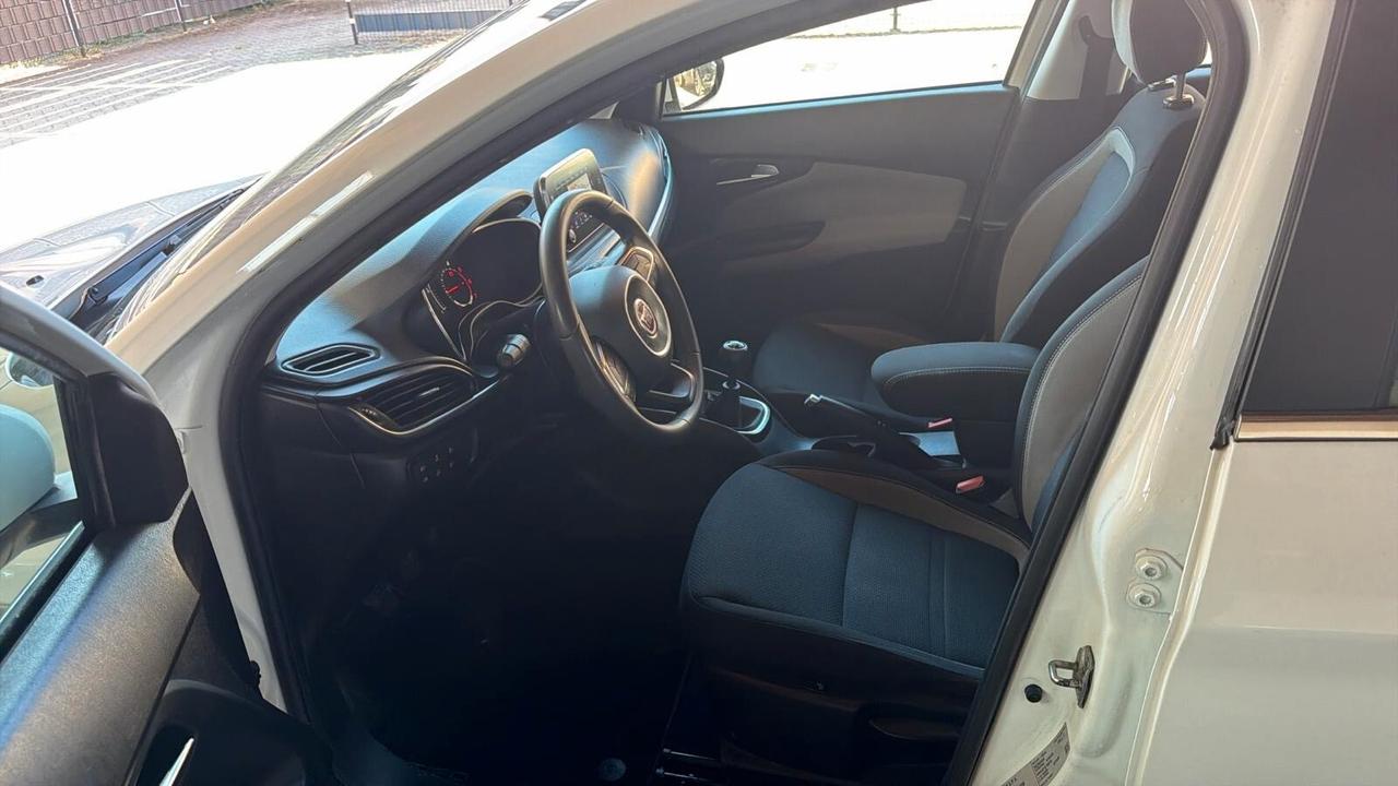 Fiat Tipo 1.6 Mjt S&S 5 porte Business