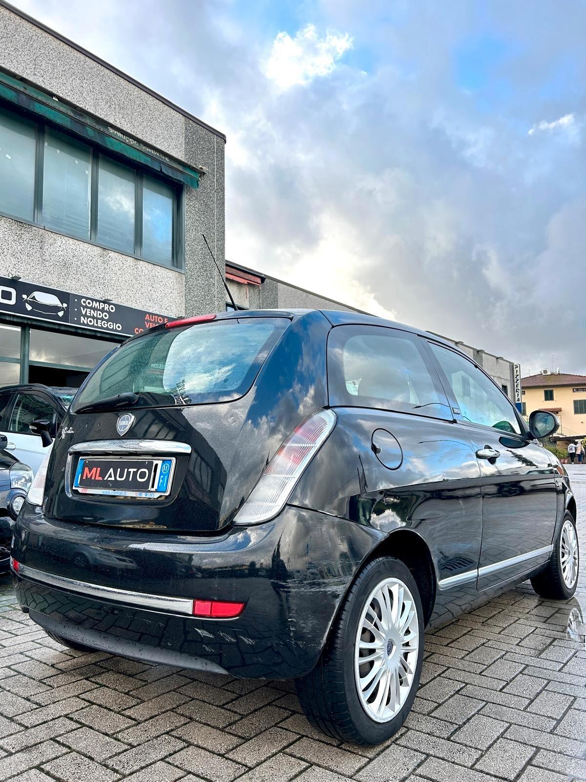 Lancia Ypsilon 1.2 69 CV Diva - ok neopatentato