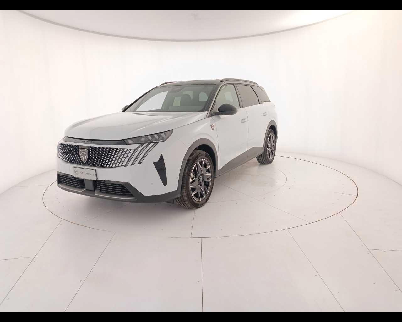 PEUGEOT Nuovo 5008 Hybrid 136 e-DCS6 GT